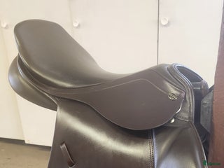 Sadlar hästutrustning till salu: Hoppsadel Pfiff Gotthard i Vaxholm - Annons 5