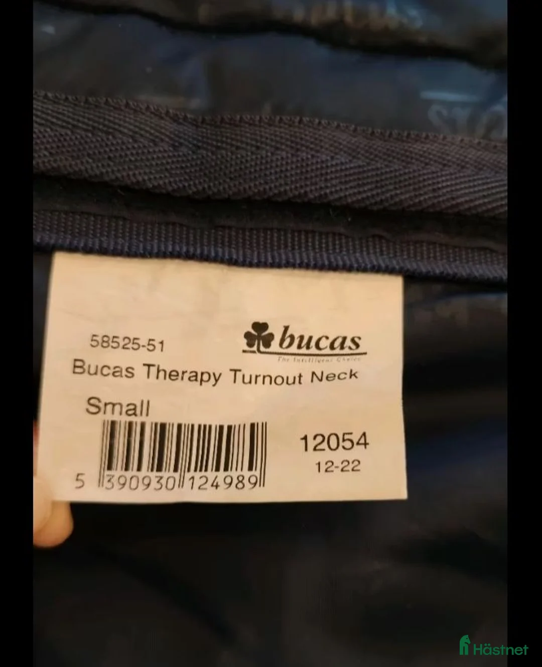 Täcken hästutrustning till salu: Bucas Therapy Turnout 50g 140cm - Annons 5