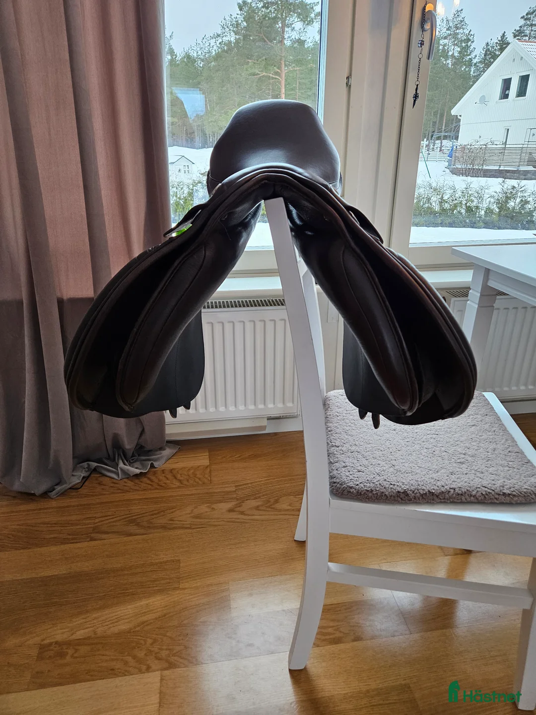 Sadlar hästutrustning till salu: Brun claridge house sadel - Annons 2