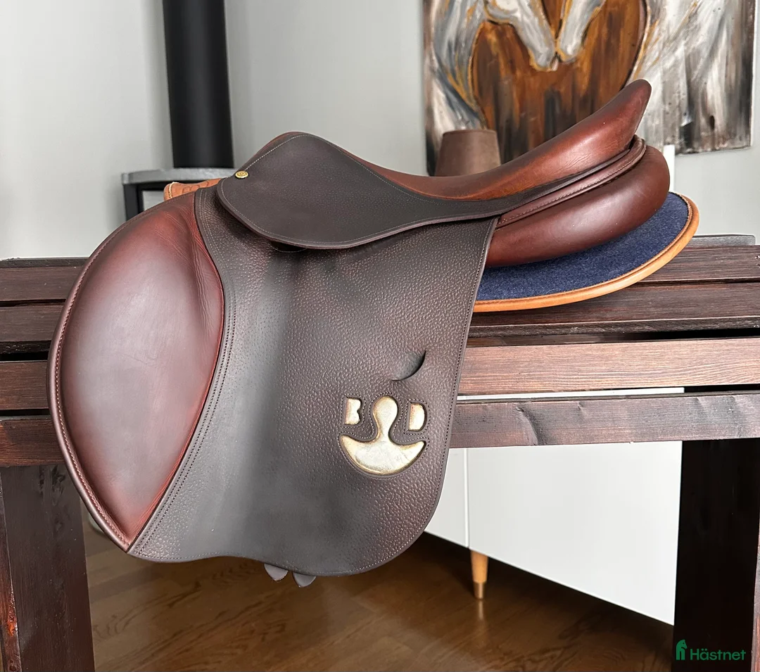 Sadlar hästutrustning till salu: Bruno Delgrange - Annons 2