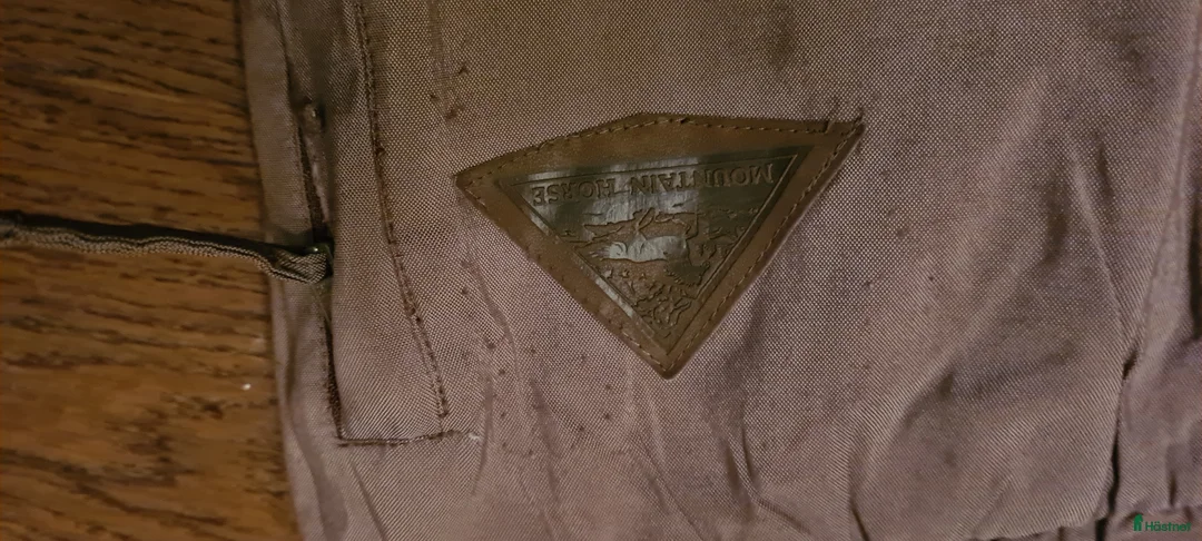 Övrigt Ridkläder ryttarutrustning till salu: Termobyxor, herrhandaskar, säkerhetsväst mm i Örsundsbro - Annons 11