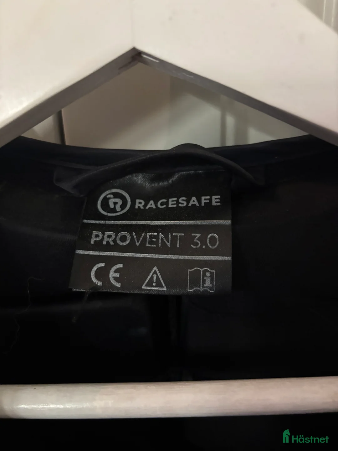 Säkerhetsvästar ryttarutrustning till salu: Racesafe Provent nivå 3  - Annons 4