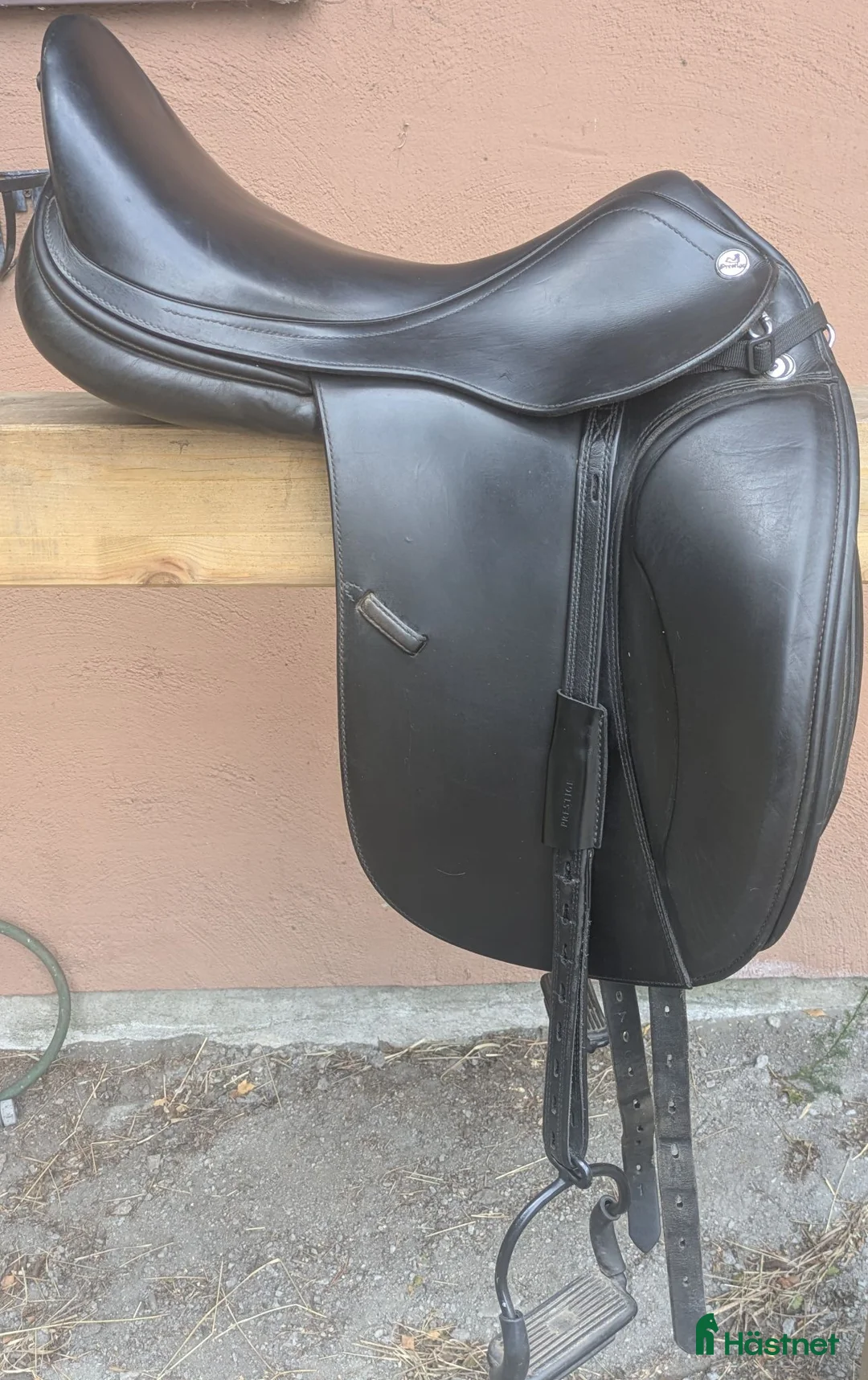 Sadlar hästutrustning till salu: Prestige x-helen 18"/34 - Annons 2