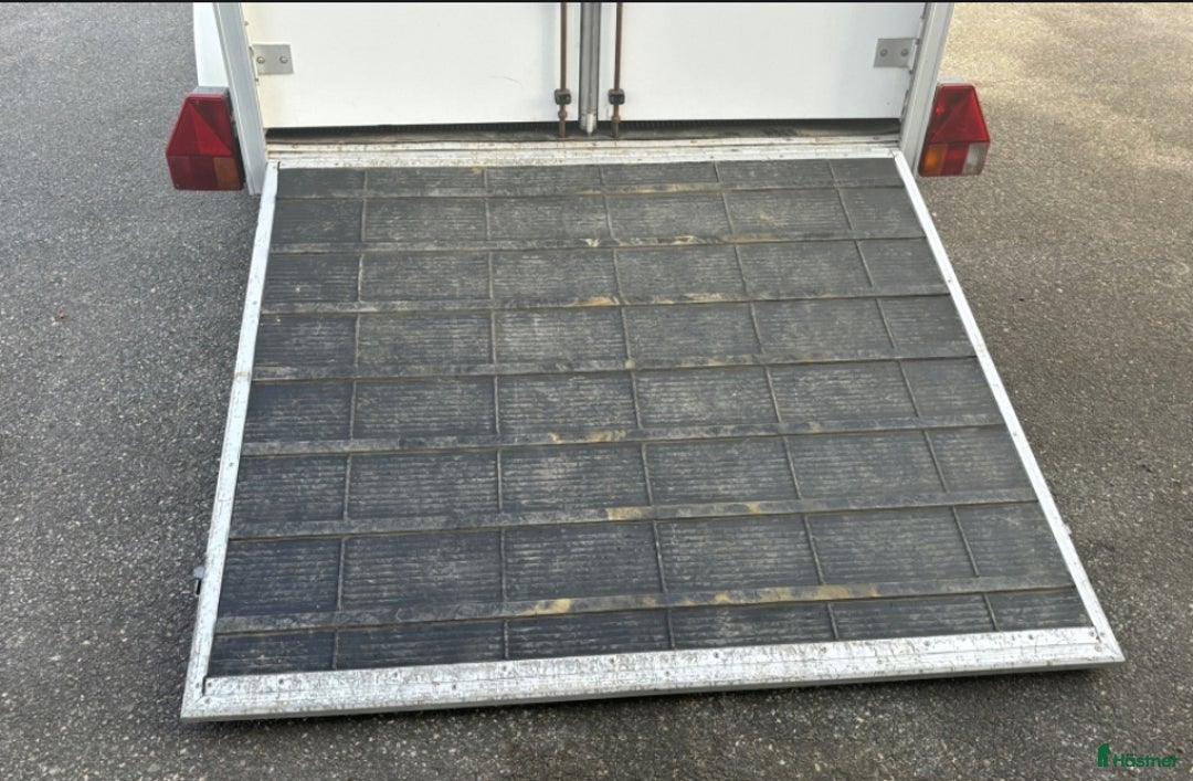 Hästtransporter  fordon & transport till salu: Momsad fin Ume BB60 i Alingsås - Annons 8