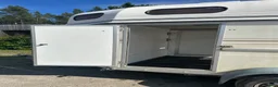 Hästtransporter  fordon & transport till salu: Boj -10, med sadelkammare - Annons 6