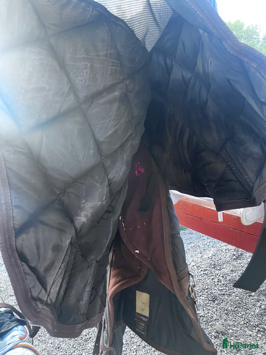 Täcken hästutrustning till salu: Stalltäcke Catago 500g stl 165 i Rimbo - Annons 2