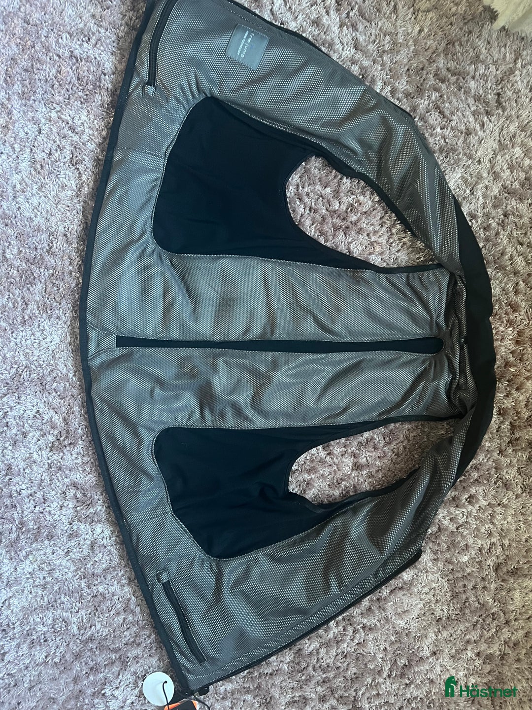 Säkerhetsvästar ryttarutrustning till salu: Freejump air väst  i Ystad - Annons 3