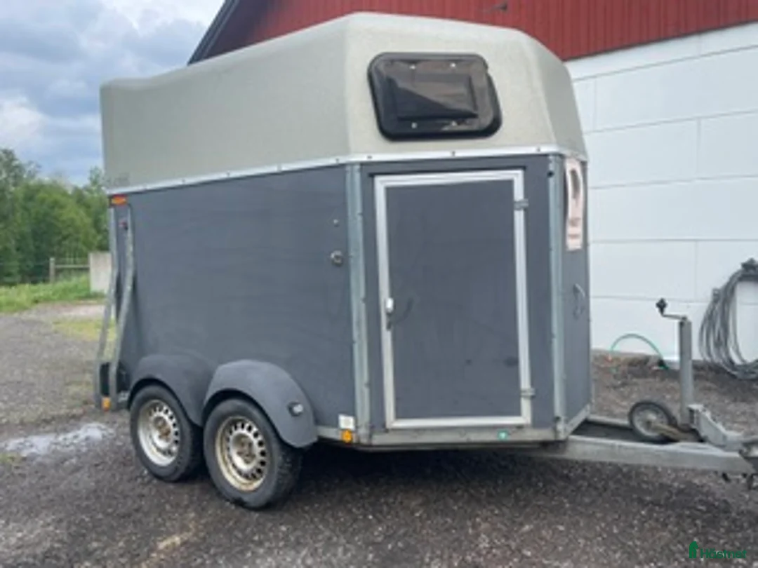 Hästtransporter  fordon & transport till salu: Böckman Duo med sulkyfästen - Annons 6