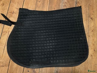 Schabrak & Vojlockar hästutrustning till salu: Fint svart schabrak till salu! i Bollebygd - Annons 20