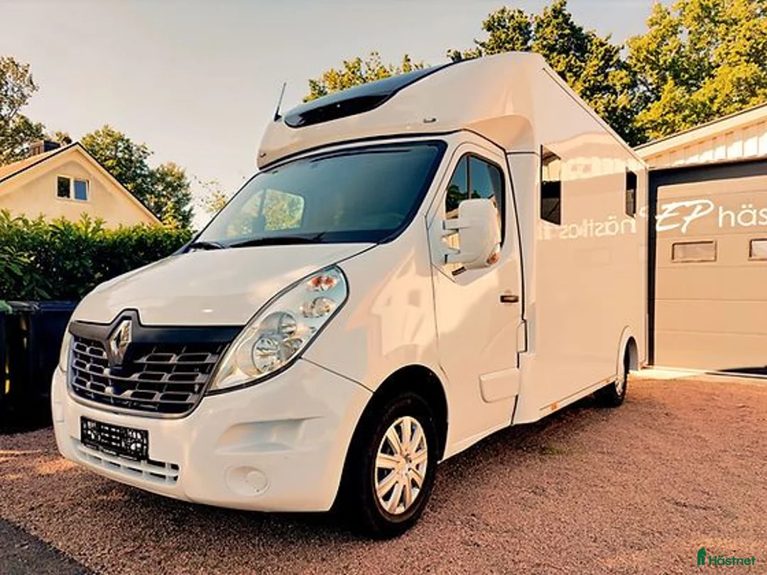 Hästlastbilar  fordon & transport till salu: Renault Master 2019, EP Horsebox - Annons 1