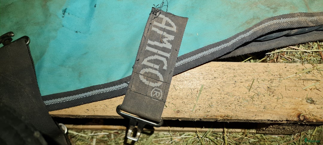 Täcken hästutrustning till salu: Täcken strlk 145 o 130 i Mörsil - Annons 6