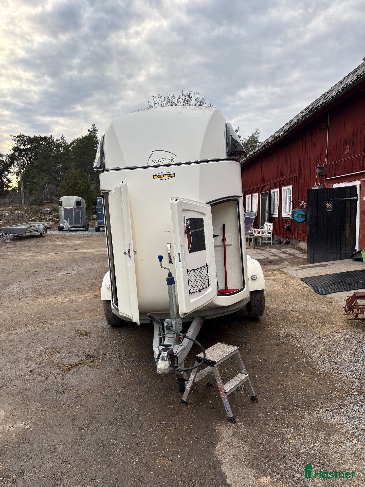 Hästtransporter  fordon & transport till salu: Premium hästtransport Böckmann Master WCF - Annons 2