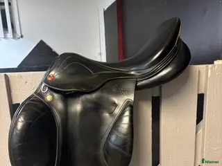 Sadlar hästutrustning Prestige joy jumper 16” i Vassmolösa - Annons 4