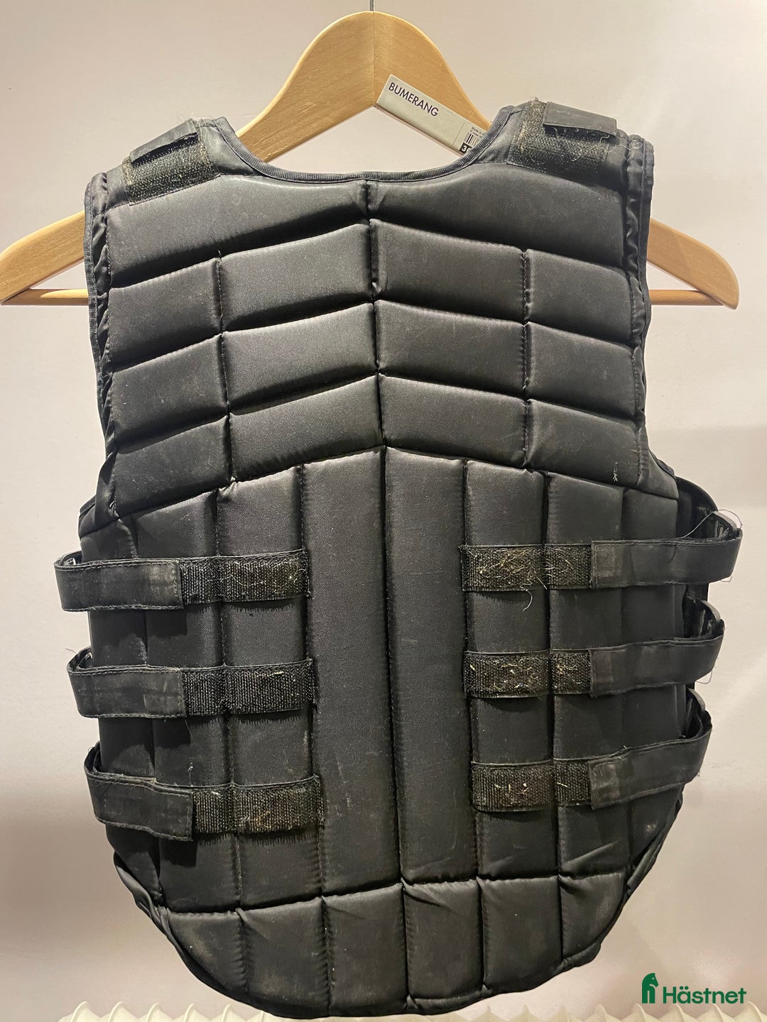 Säkerhetsvästar ryttarutrustning till salu: Junior ridväst i Stenungsund - Annons 2