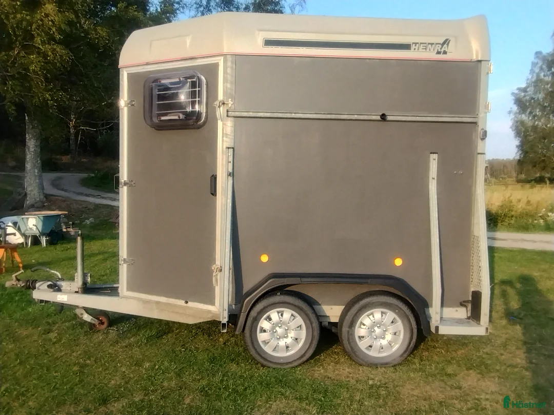 Hästtransporter  fordon & transport till salu: Henra Cayenne -07 - Annons 2