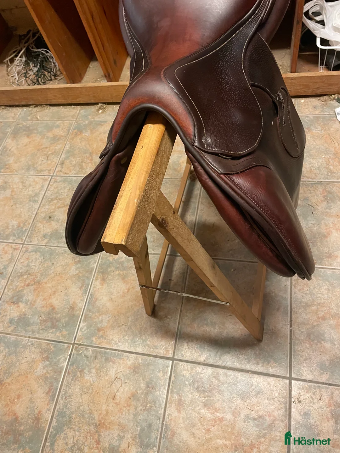 Sadlar hästutrustning till salu: Antares evolution sprang sal - Annons 2