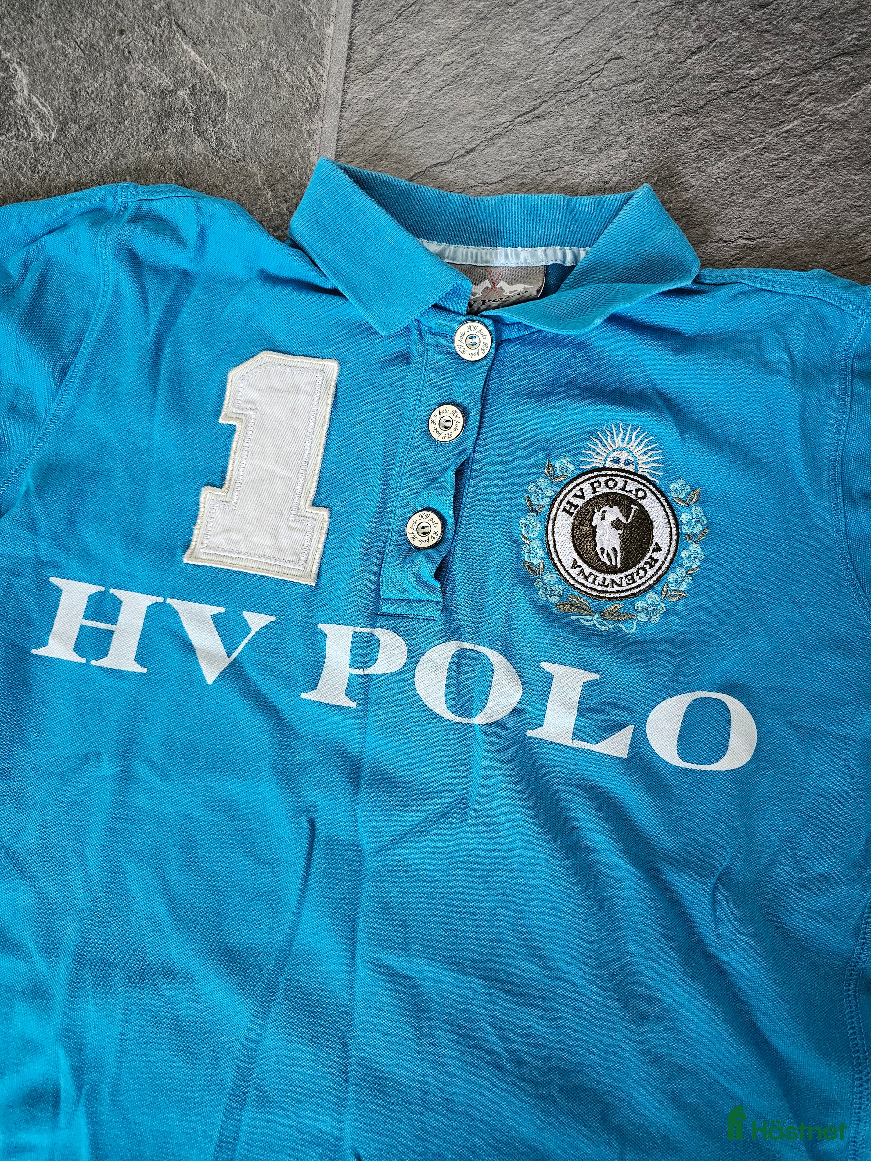 Övrigt Ridkläder ryttarutrustning till salu: Fin turkos hv polo pike  i Vetlanda - Annons 24