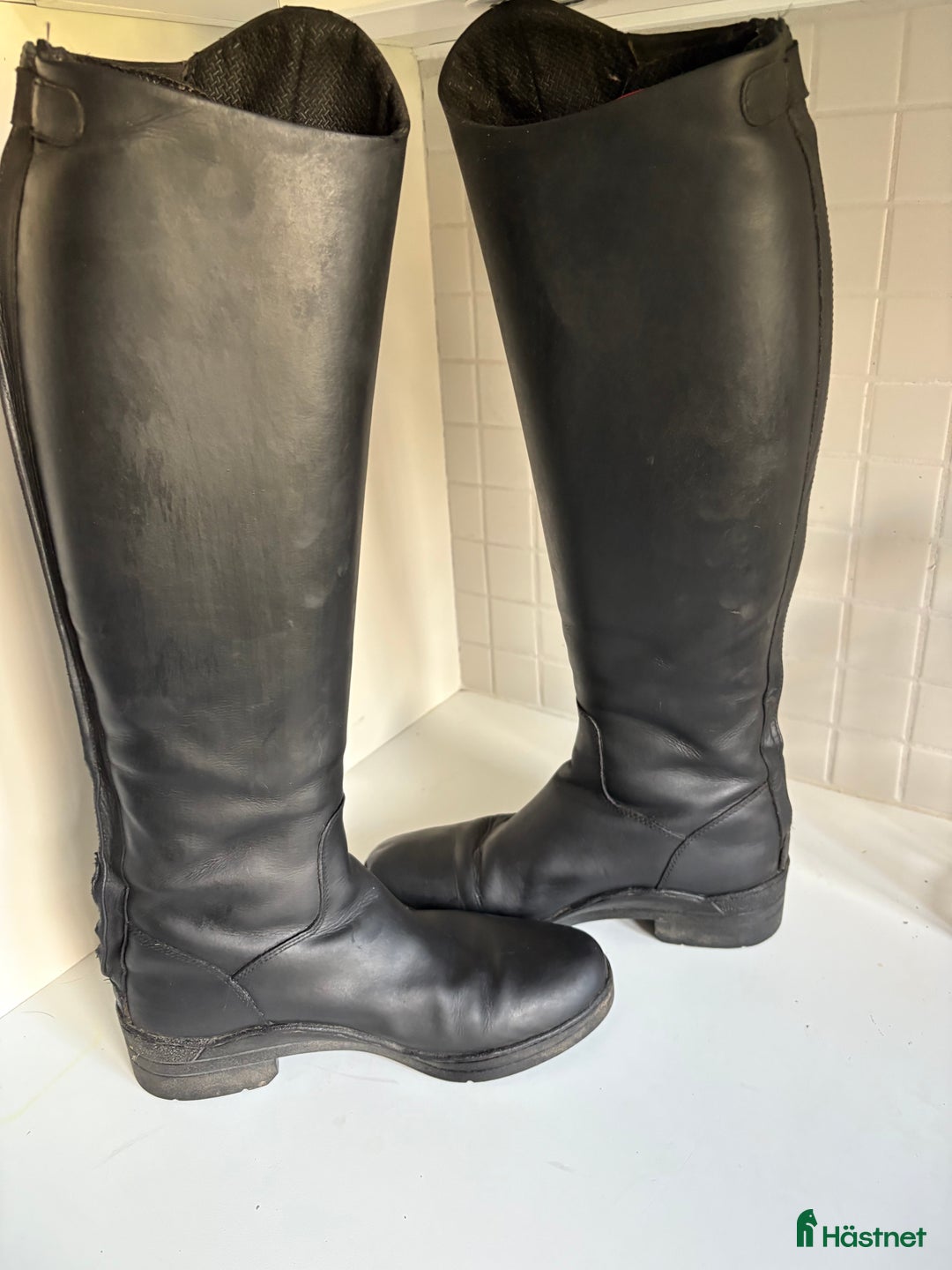 Ridstövlar ryttarutrustning till salu: Ridstövlar i Vikarbyn - Annons 2