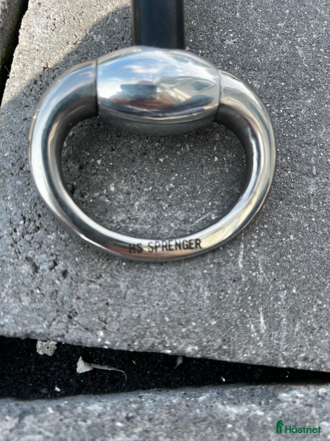 Bett hästutrustning till salu: HS Sprenger stångbett med gummi i Kullavik - Annons 3