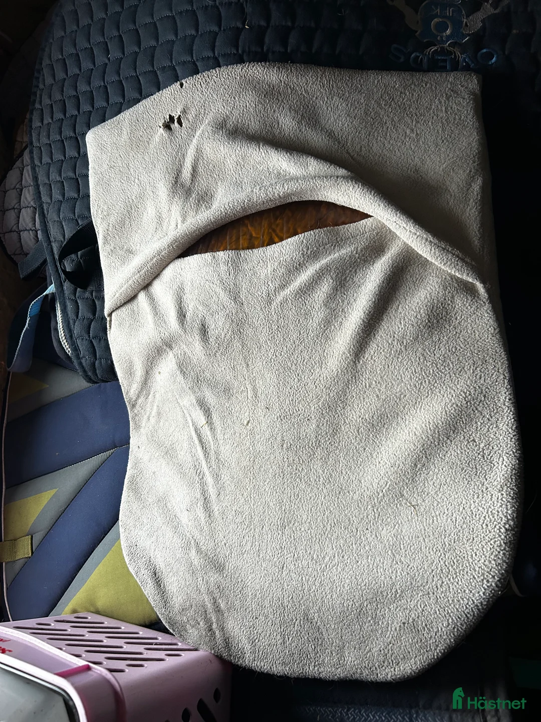 Sadeltillbehör hästutrustning till salu: Akton pad - Annons 2