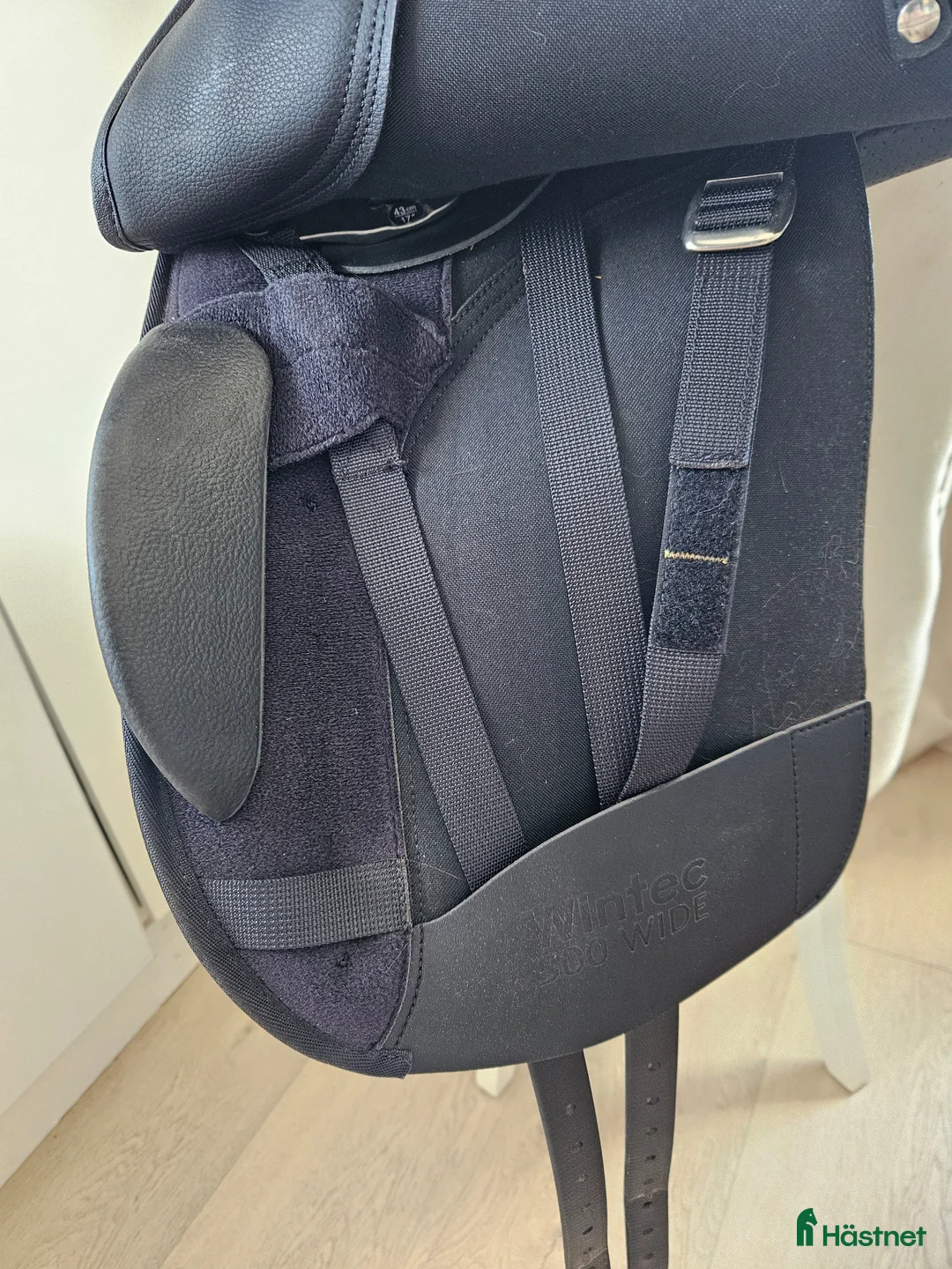 Sadlar hästutrustning till salu: Wintec cair wide dressyr  - Annons 7