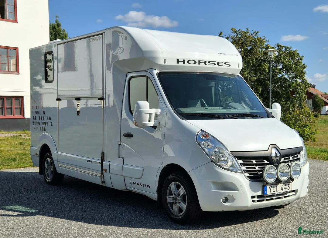 Hästlastbilar  fordon & transport till salu: Reserverad STUTERI UME Light-3 - Annons 1