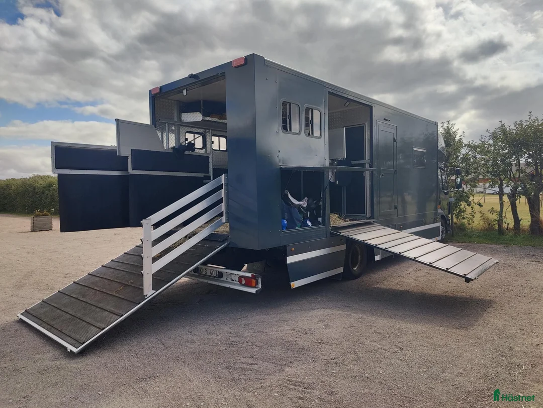Hästlastbilar  fordon & transport till salu: Volvo FL 240 EP HORSEBOX - Annons 2