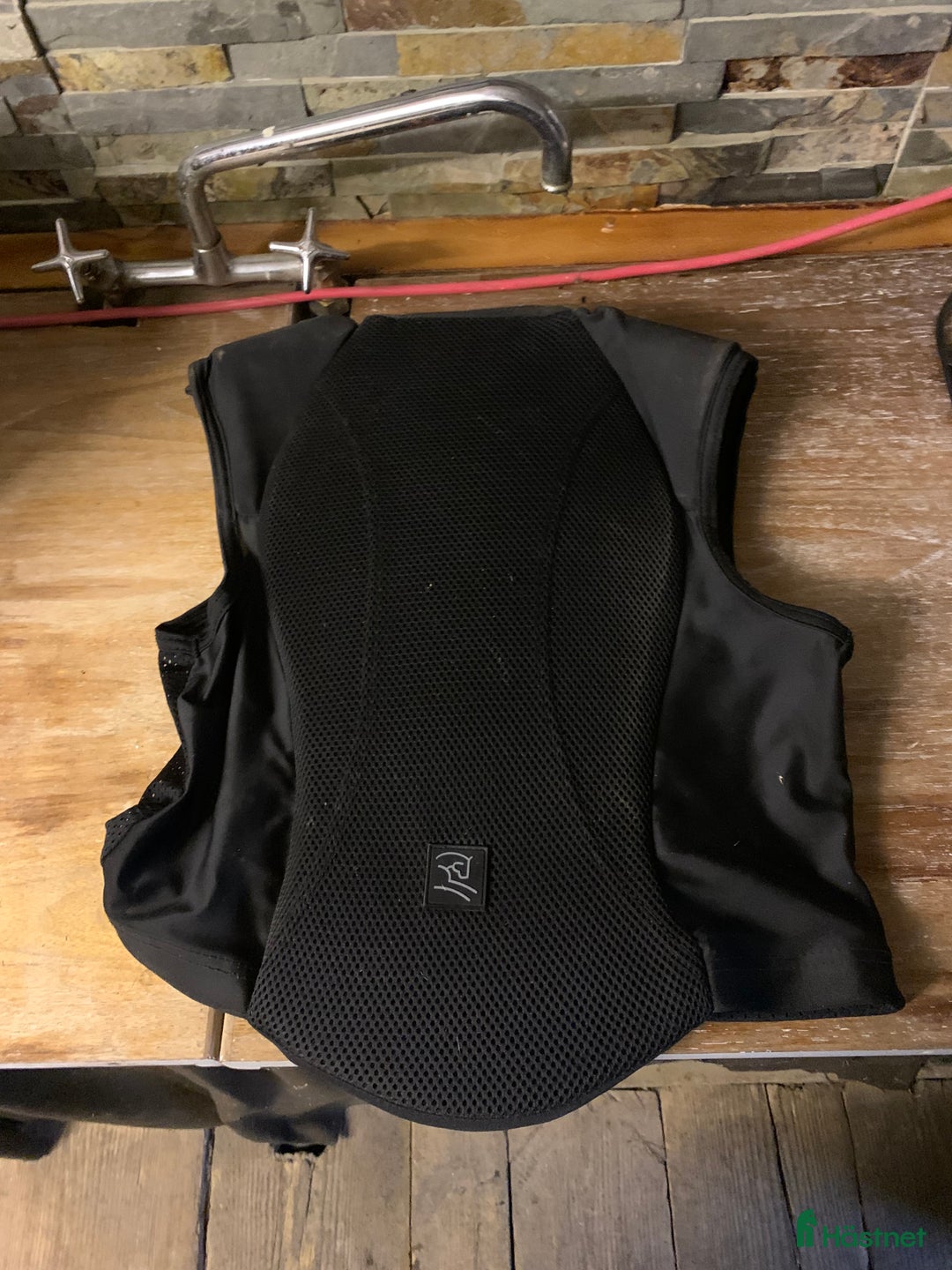 Säkerhetsvästar ryttarutrustning till salu: Säkerhetsväst Heimer Safe Light Vuxen storlek S  i Hanaskog - Annons 5