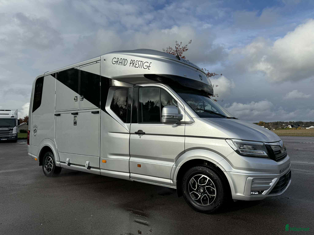Hästlastbilar  fordon & transport till salu: PARAGAN GRAND PRESTIGE  i Köping - Annons 1