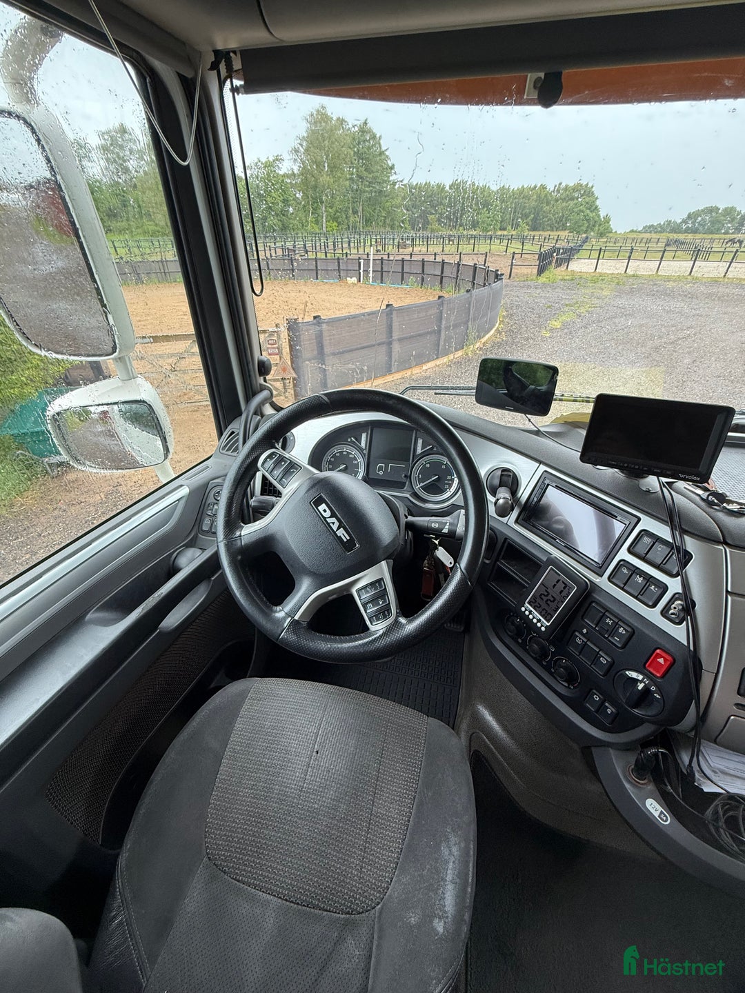 Hästlastbilar  fordon & transport till salu: 7 hästars lastbil med bodel i Blentarp - Bild 10