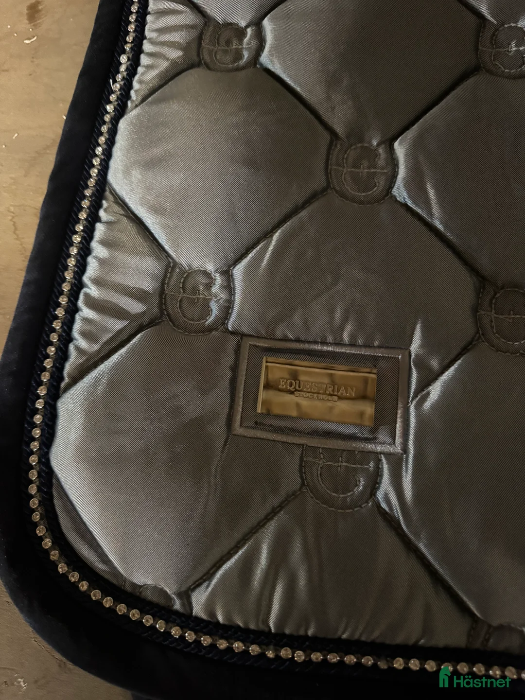 Schabrak & Vojlockar hästutrustning till salu: Equestrian Stockholm schabrak i Finspång - Annons 3