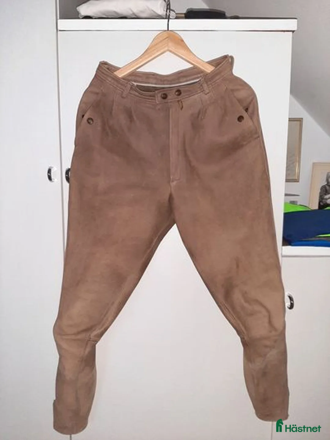 Ridbyxor ryttarutrustning till salu: Ridbyxor i skinn i Trelleborg - Annons 2