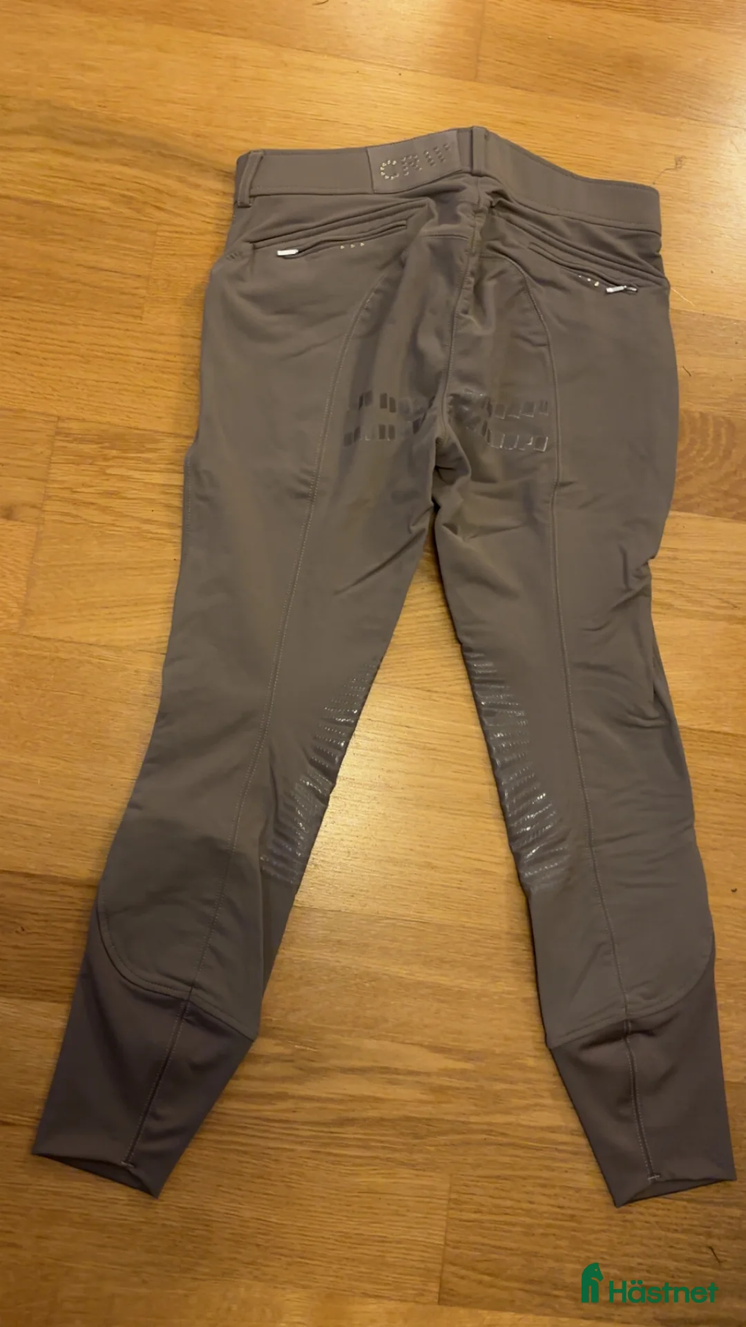 Ridbyxor ryttarutrustning till salu: Bruna ridbyxor  i Bjuv - Annons 3