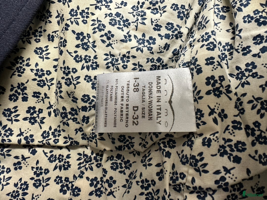 Övrigt Ridkläder ryttarutrustning till salu: Dressyrfrack Animo Italiensk 38a i Nynäshamn - Annons 3