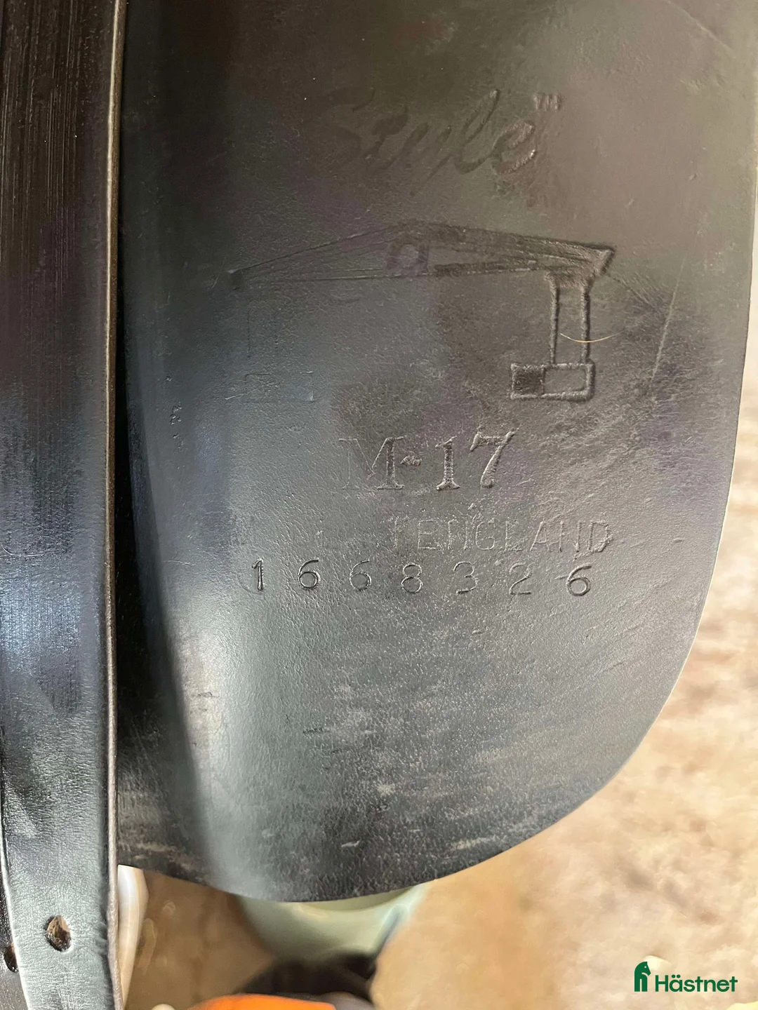 Sadlar hästutrustning till salu: Albion style dressyrsadel i Karlstad - Annons 3