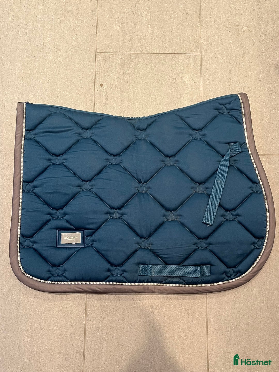 Schabrak & Vojlockar hästutrustning till salu: Schabrak ES i Dalby - Annons 1