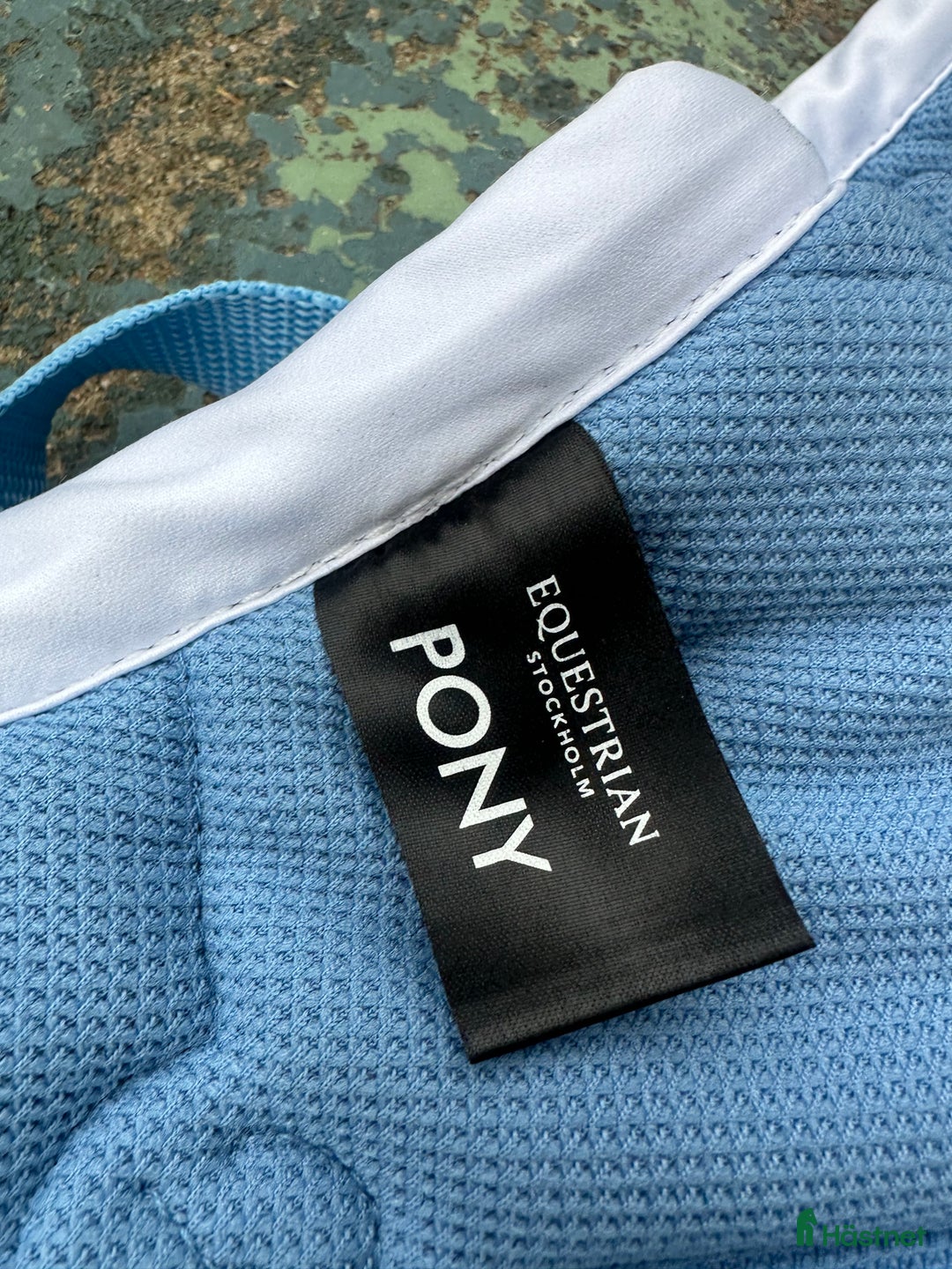 Schabrak & Vojlockar hästutrustning till salu: Fint ES schabrak💙 i Kinna - Annons 6