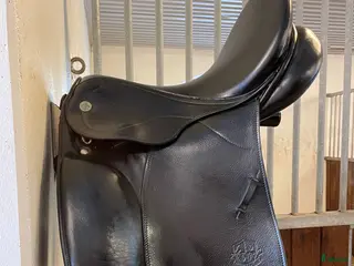 Sadlar hästutrustning Skön Dressyrsadel - Annons 3