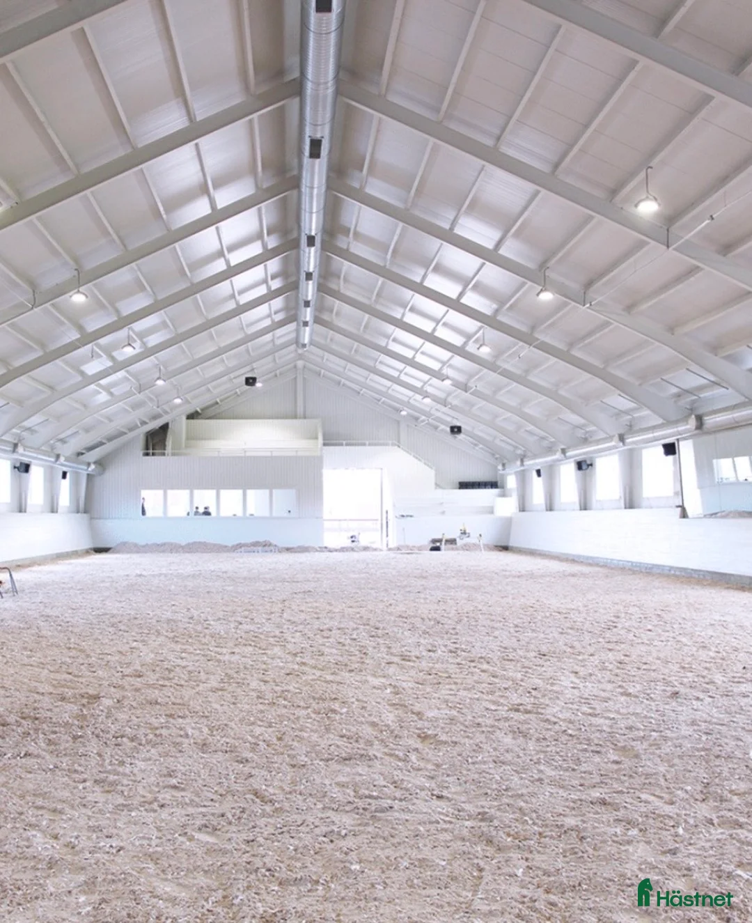  hästjobb finnes: Stallpersonal till toppmodern ridanläggning.   - Annons 3