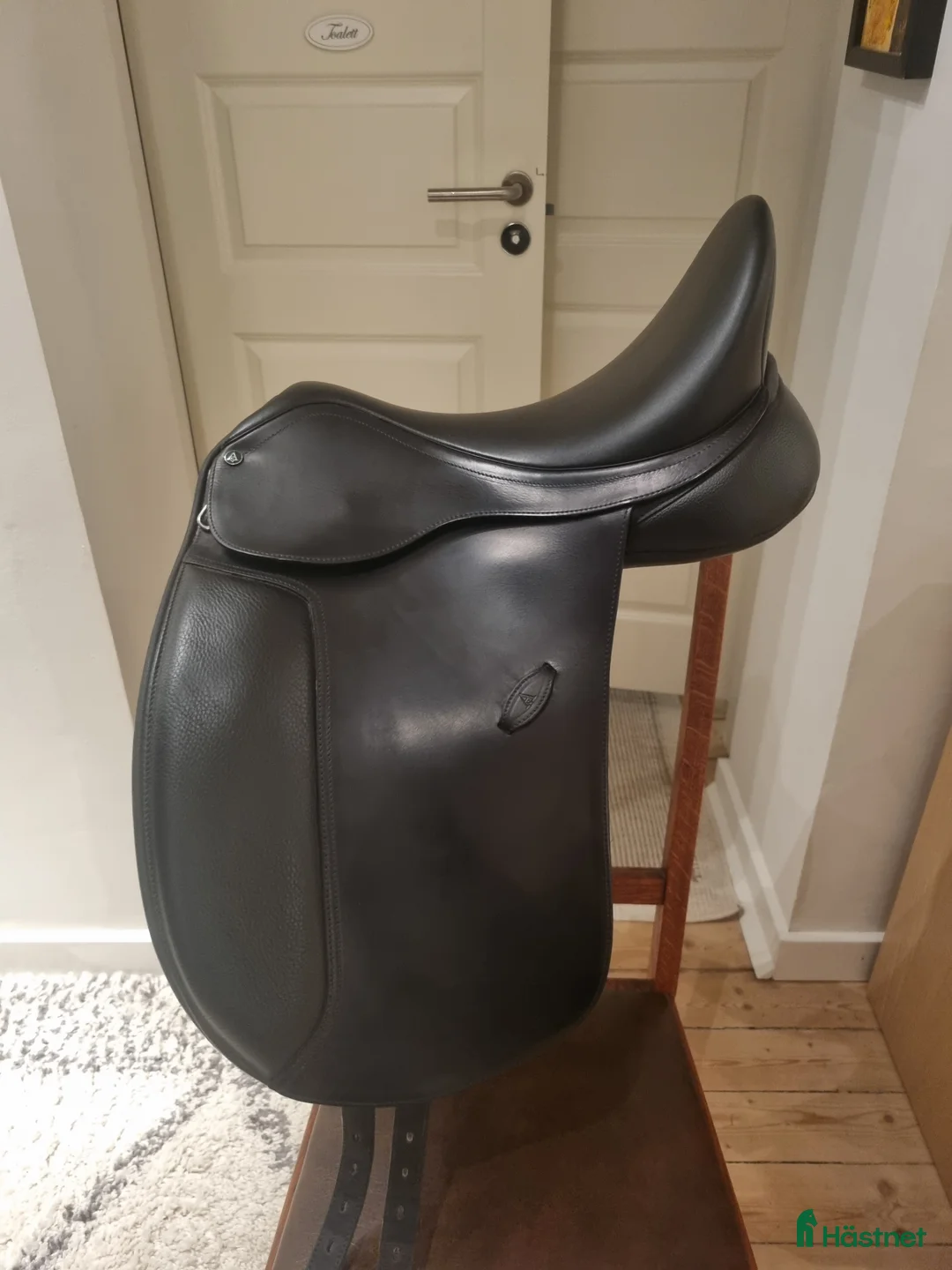 Sadlar hästutrustning till salu: Dressyrsadel  - Annons 1