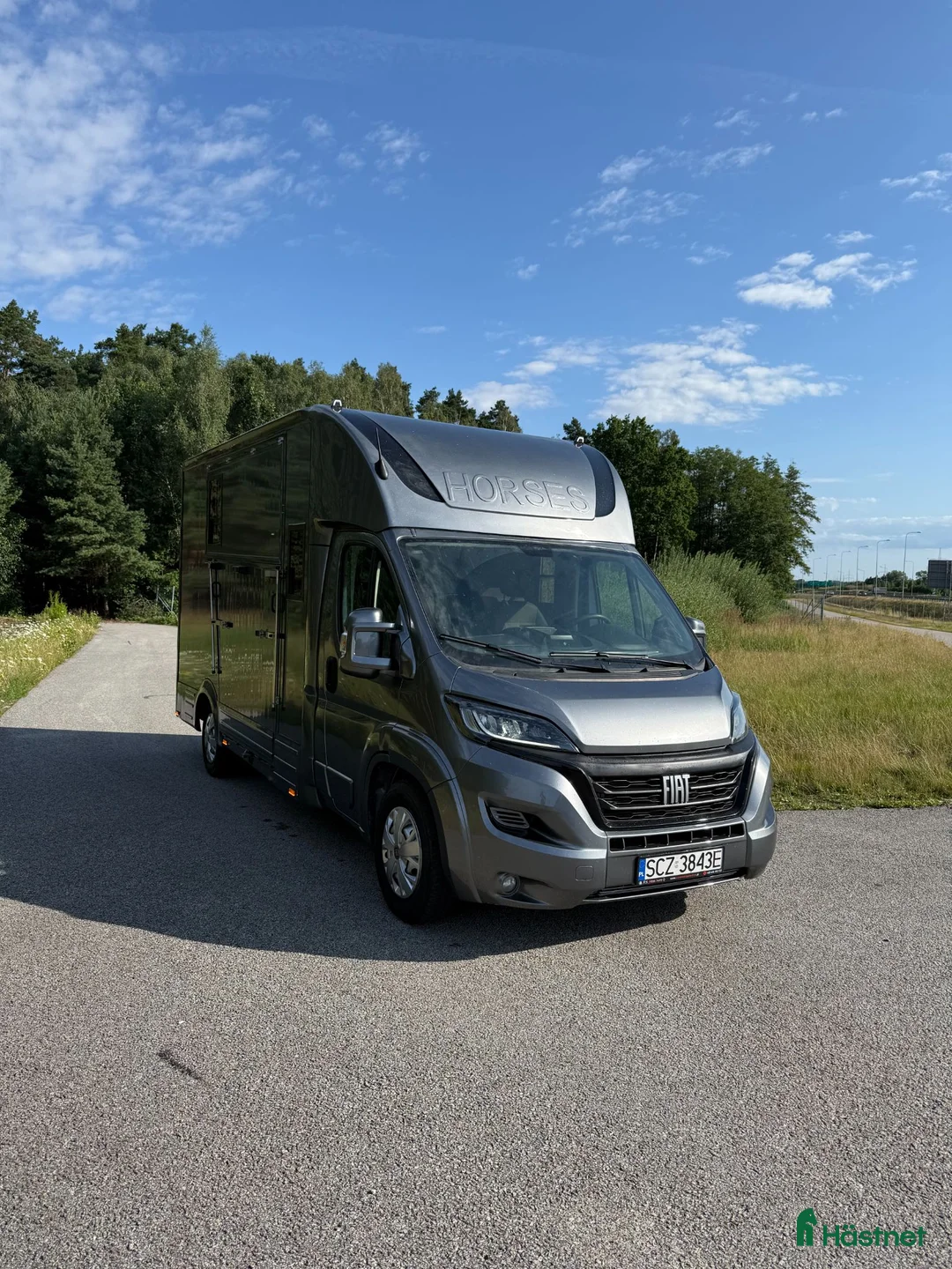 Hästtransporter  fordon & transport till salu: För transport av hästar Nybyggnation för hingstar i Stockholm - Annons 1