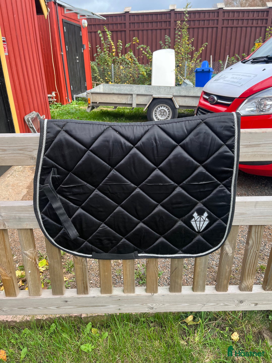 Schabrak & Vojlockar hästutrustning till salu: Svart hoppschabrak  i Vejbystrand - Annons 2