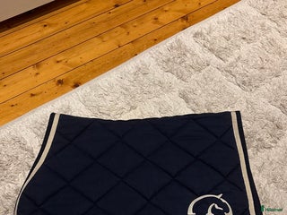 Schabrak & Vojlockar hästutrustning till salu: Vestrum schabrak i Sköndal - Annons 3