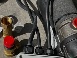 Stallinredning, stängsel & gård övrig utrustning till salu: Vattenpump med integrerad värmare - Annons 2