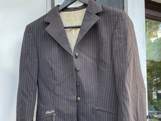 Jackor & Kavajer ryttarutrustning till salu: Tävlingskavaj i Askim - Annons 2