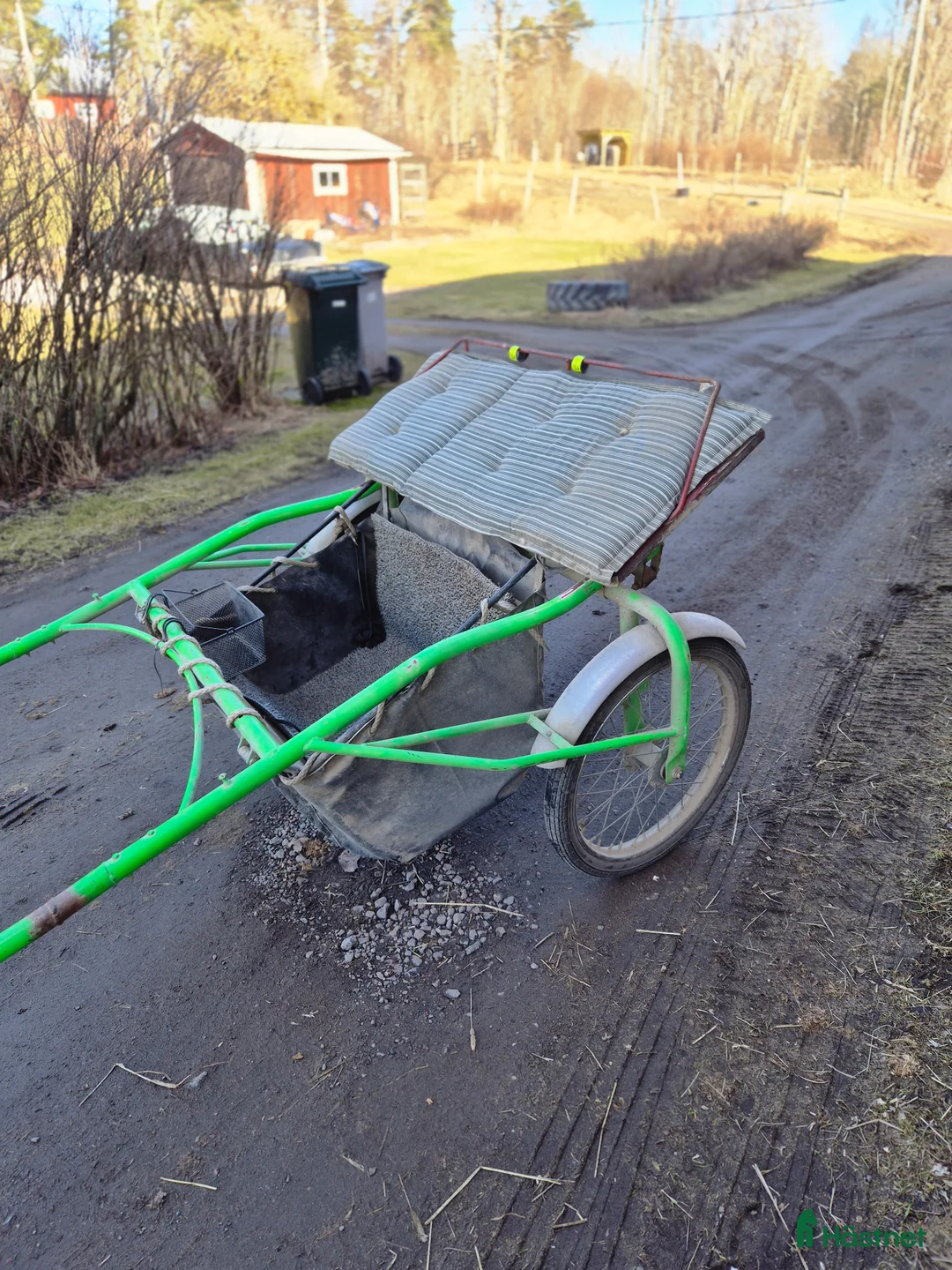 Körvagnar körning till salu: Äldre Huddik rockard  - Annons 1