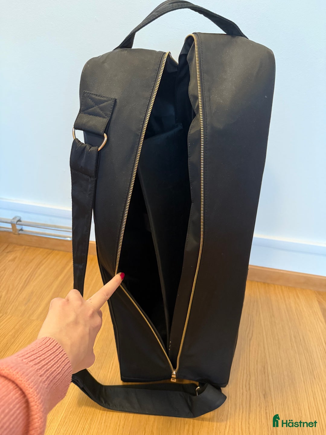 Övrigt Ridkläder ryttarutrustning till salu: Kingslandsväst och Pikeur stövelväska i Skara - Annons 4