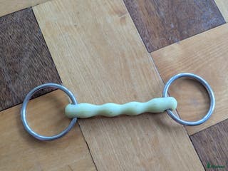 Bett hästutrustning Äppelbett i Ås - Annons 5