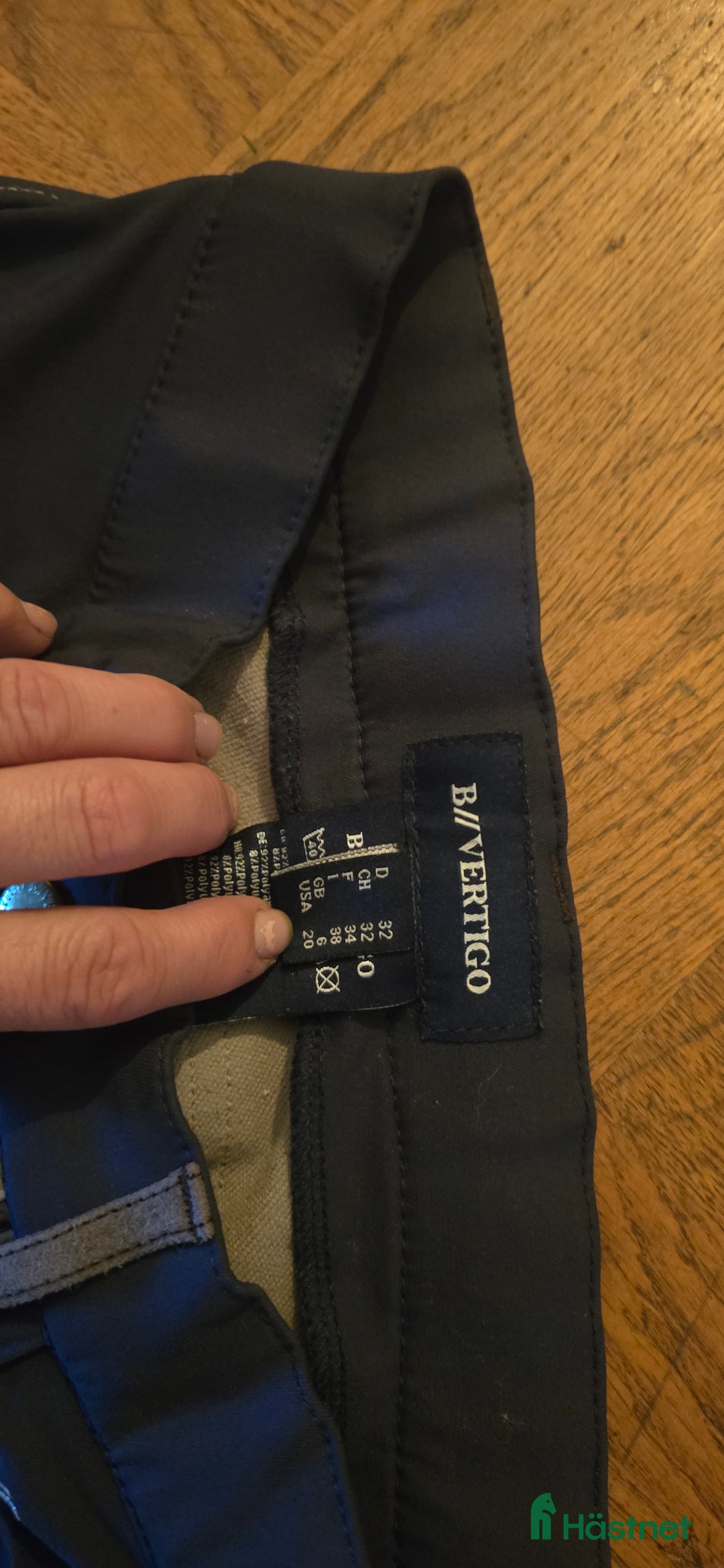 Ridbyxor ryttarutrustning till salu: Olika ridbyxor  i Malmköping - Annons 2