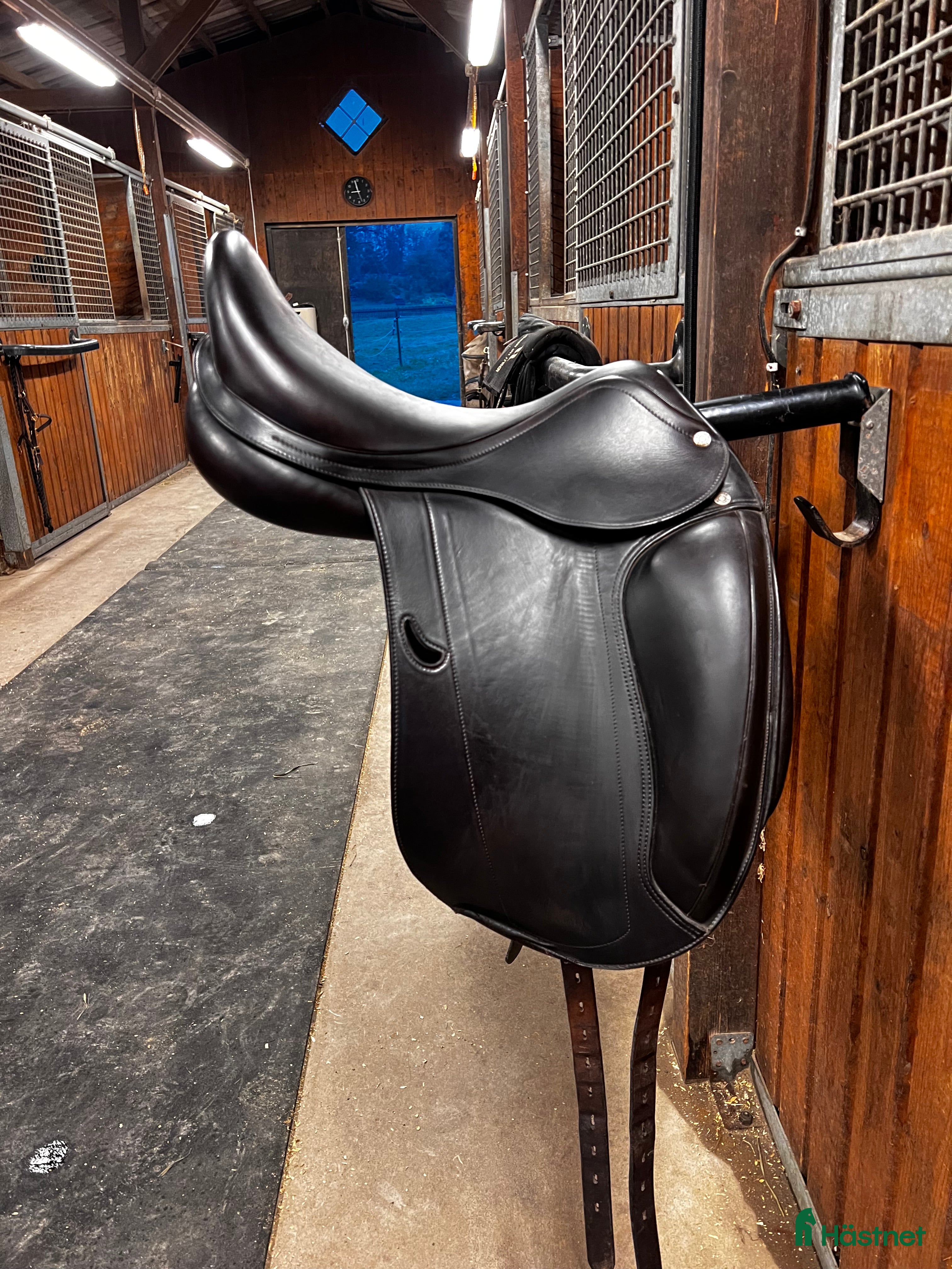 Sadlar hästutrustning Equipe Emporio 17 tum  - Annons 4
